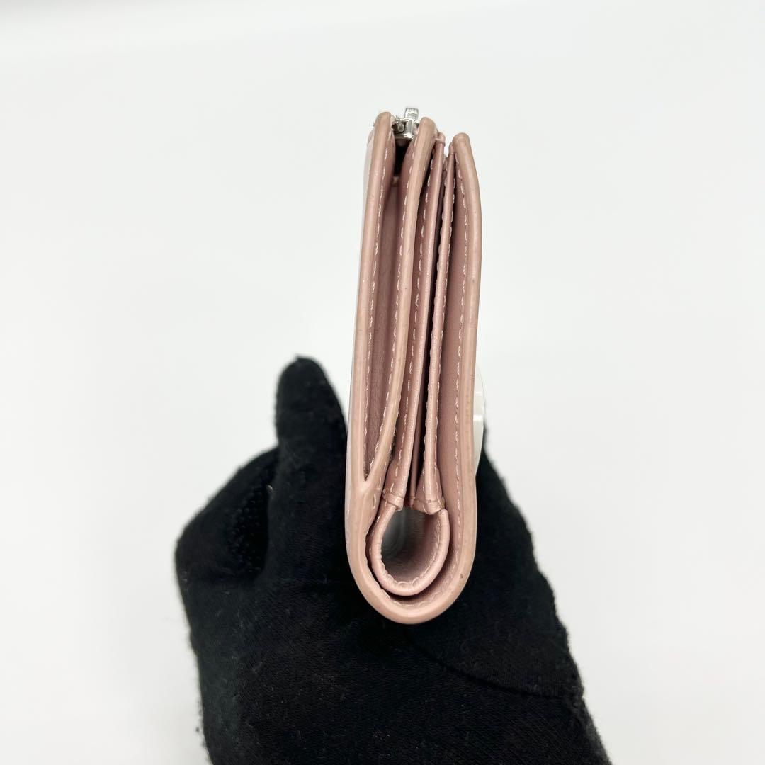 美品✨ディーゼル　ミニウォレット　二つ折り財布　Dロゴ　メタルロゴ　ピンク
