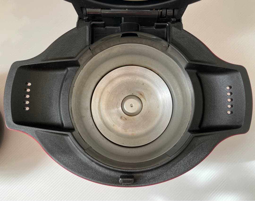 ヘルシオ　ホットクック　SHARP KN-HT16E-R 2019年製