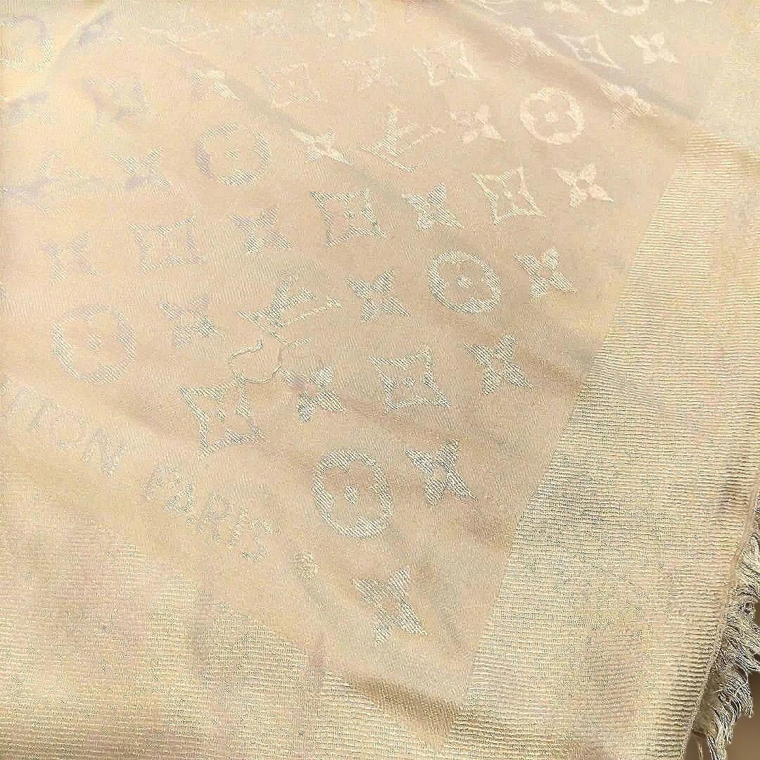 LOUIS VUITTON 大判ストール クリーム色