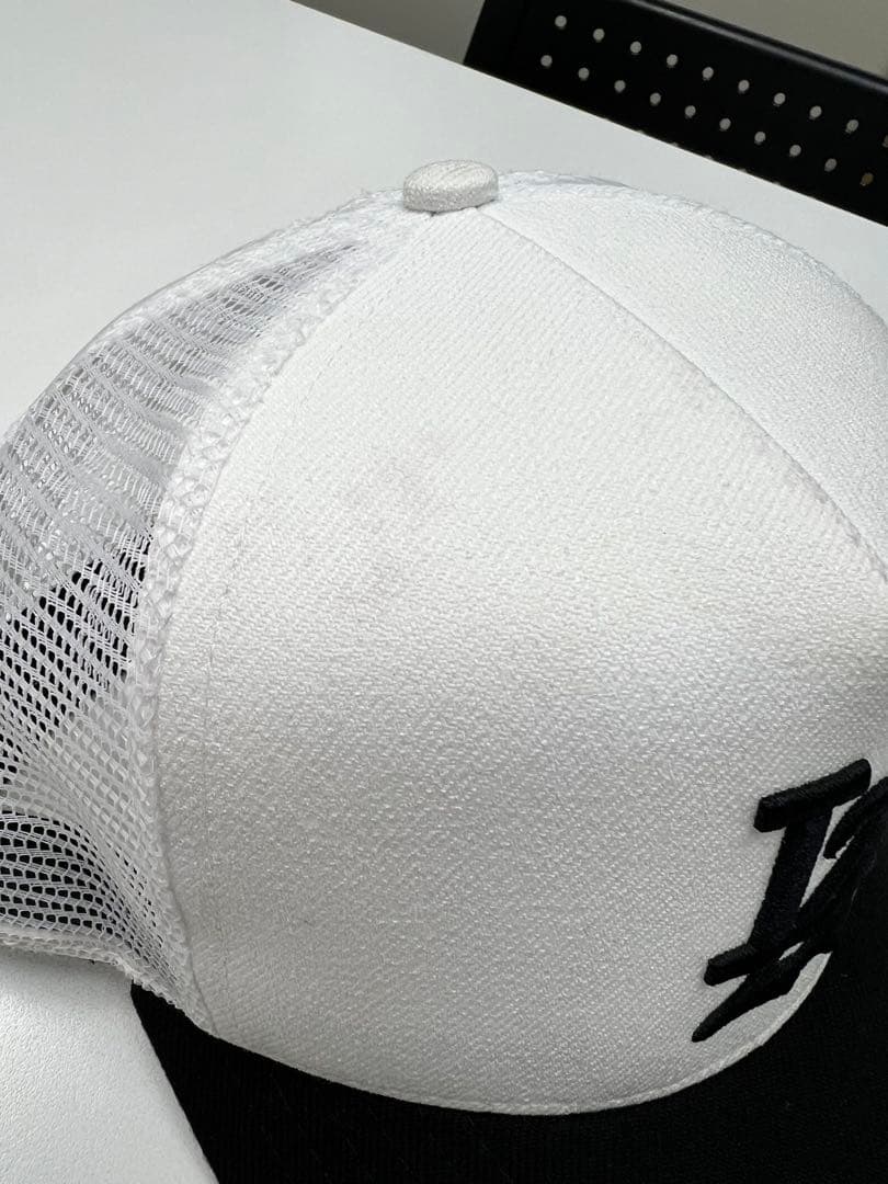 LAロゴ メッシュキャップ STAMPD