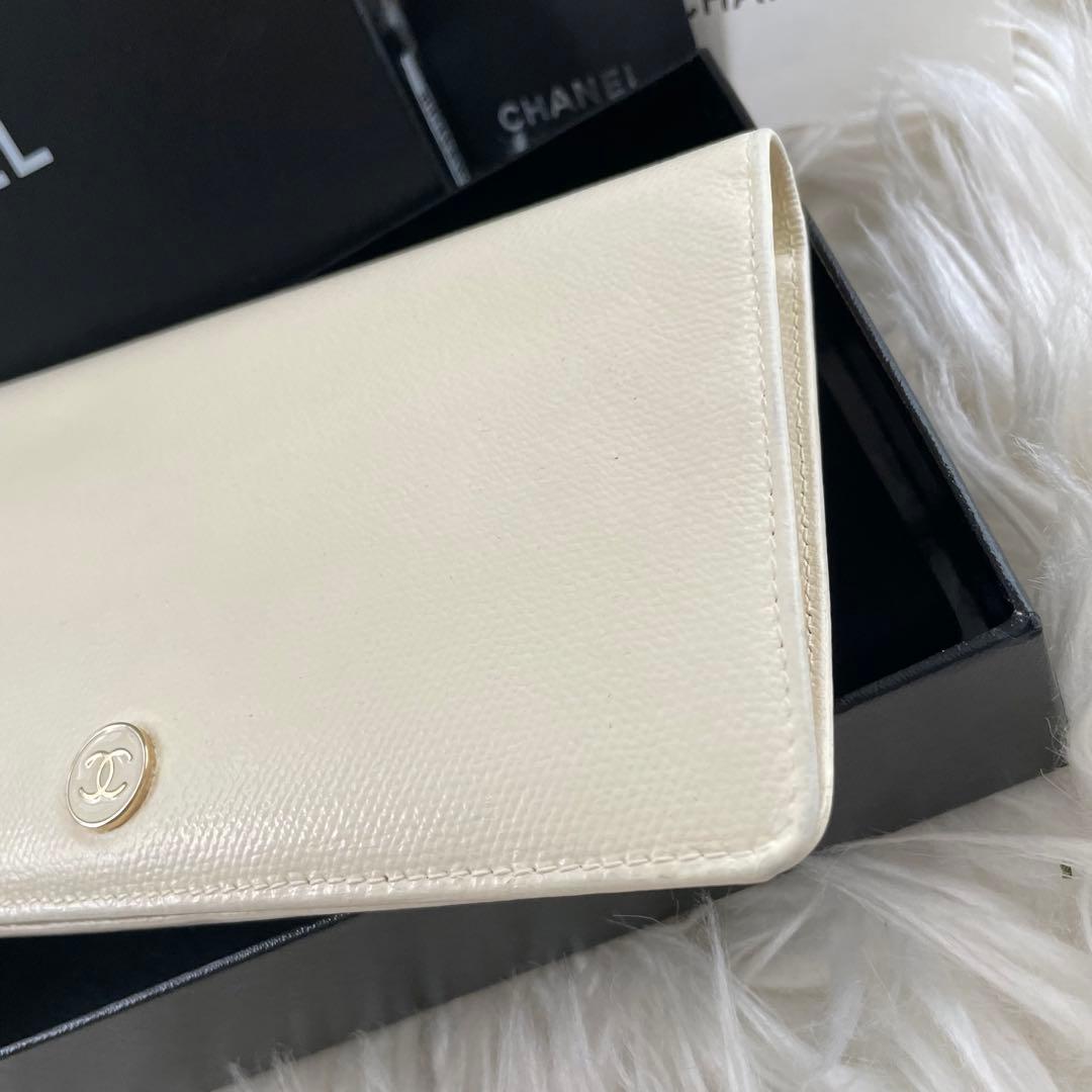 【美品】CHANEL 財布 ココマーク ココボタン 白 アイボリー 二つ折り