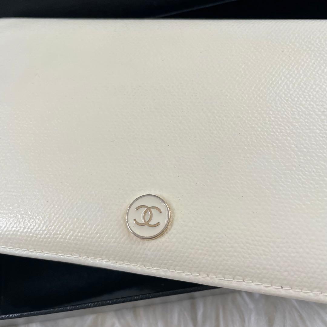 【美品】CHANEL 財布 ココマーク ココボタン 白 アイボリー 二つ折り