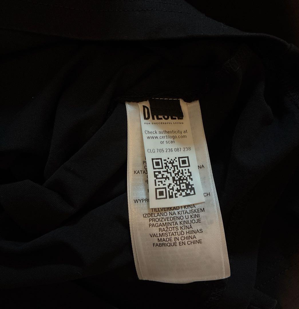 DIESEL レディース Tシャツ クロップド丈 ブラック ピンク ロゴ
