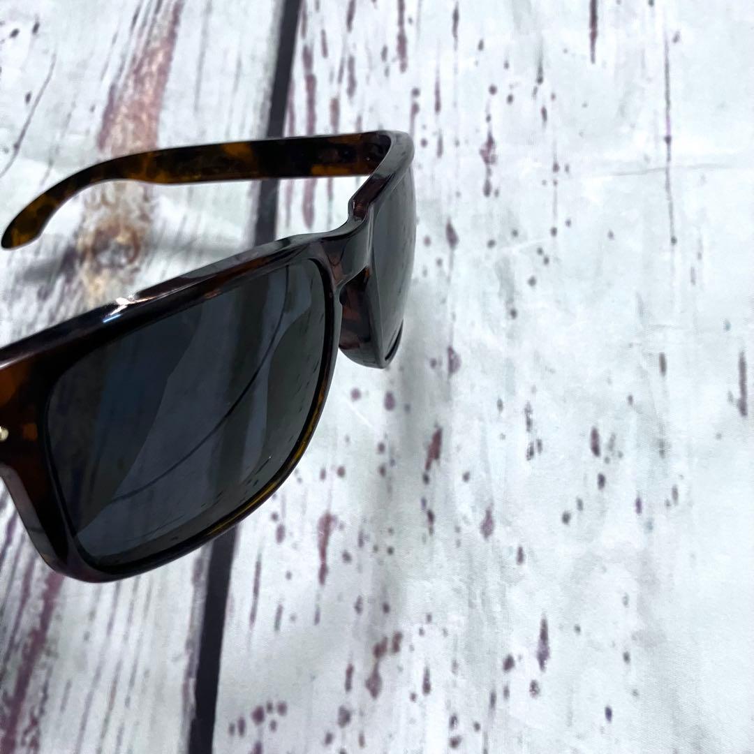 【限定品】OAKLEY HOLBROOK 偏光サングラス ショーンホワイトモデル