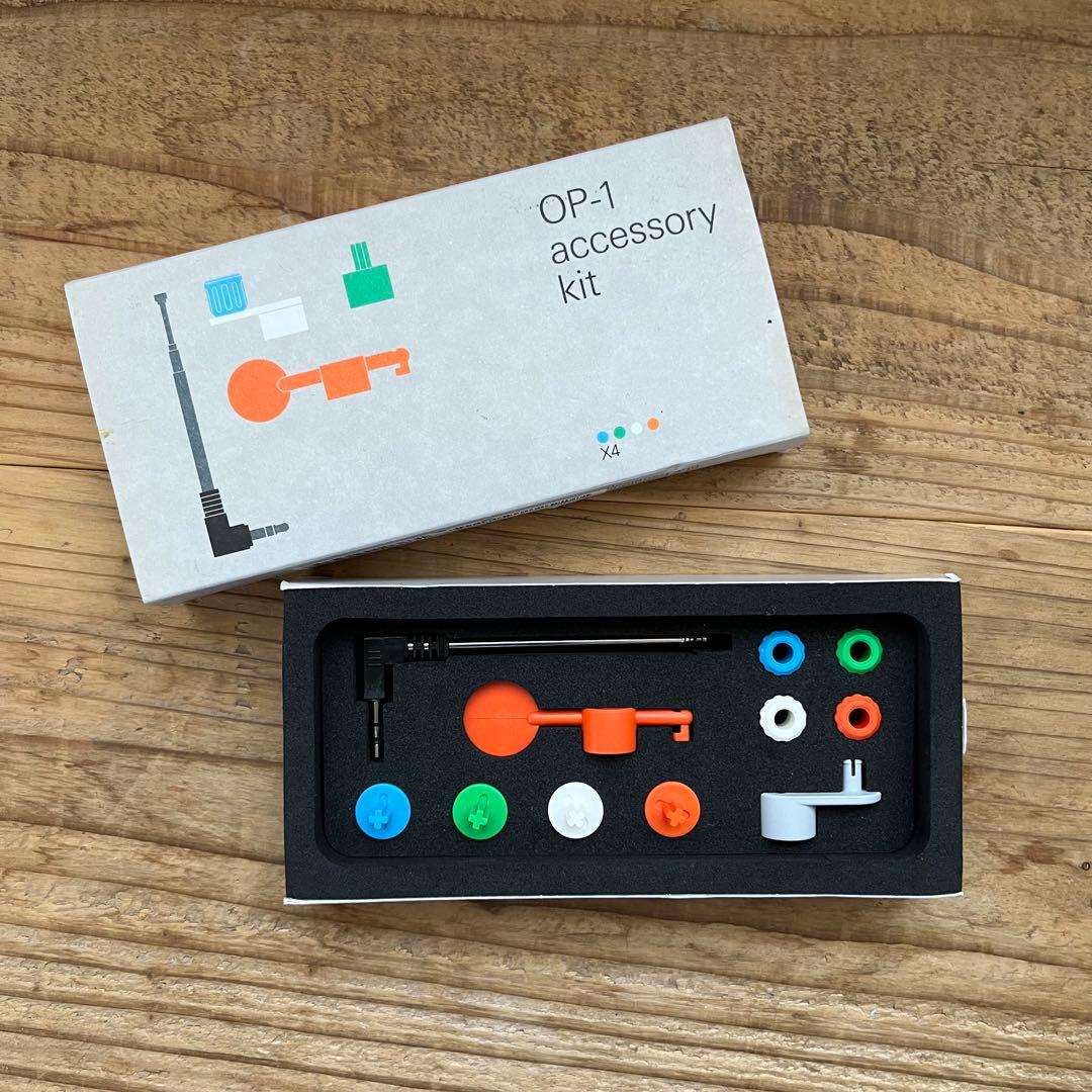 値下げ★Teenage Engineering OP-1