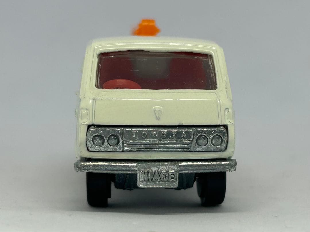 トミカ No.39 トヨタ ハイエース レッカー 日本製 黒箱 艶箱 当時物