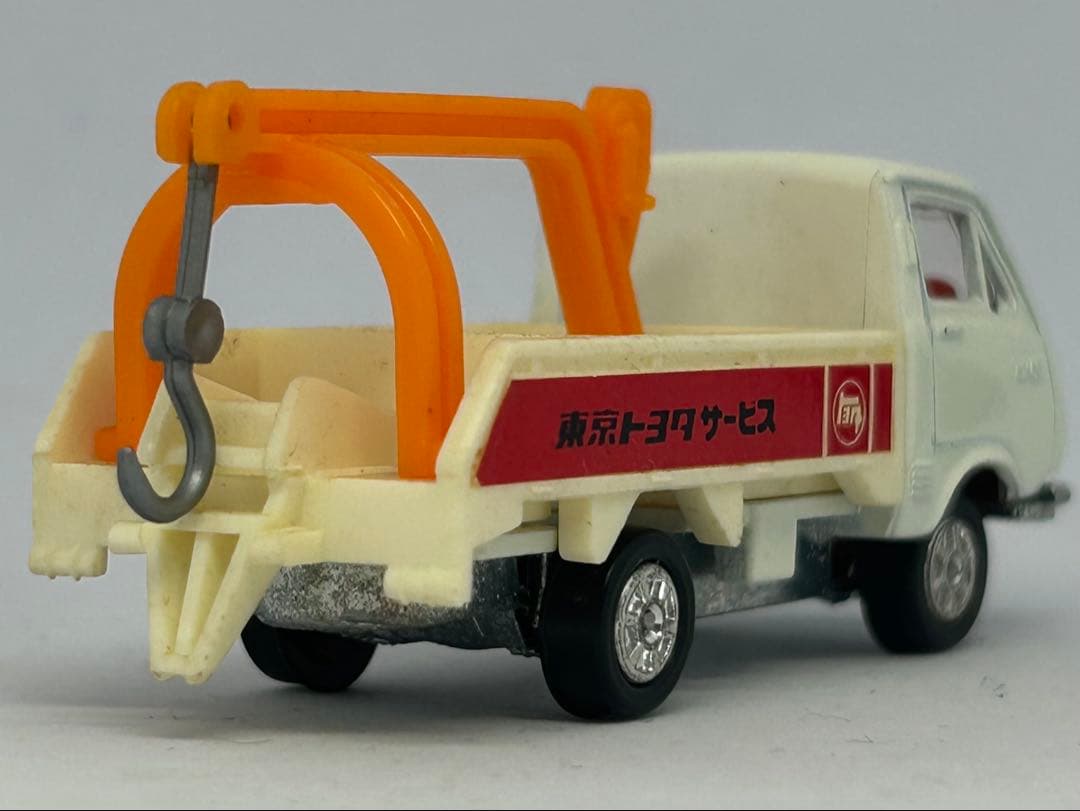 トミカ No.39 トヨタ ハイエース レッカー 日本製 黒箱 艶箱 当時物