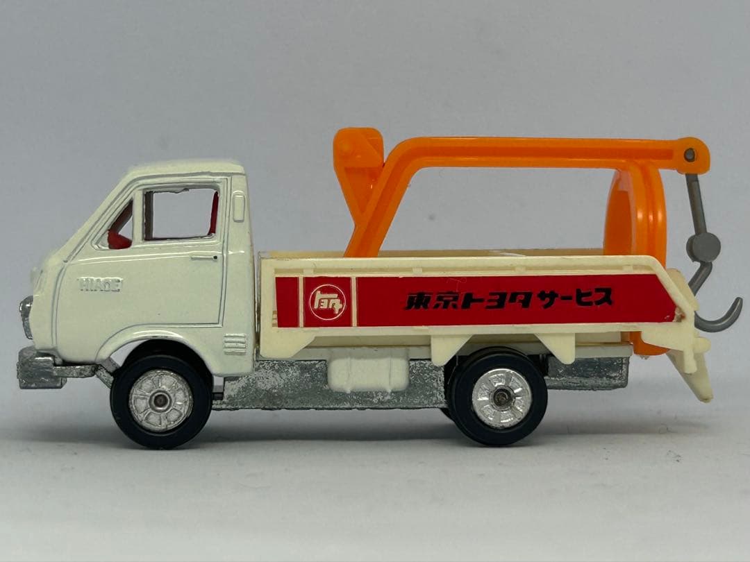 トミカ No.39 トヨタ ハイエース レッカー 日本製 黒箱 艶箱 当時物
