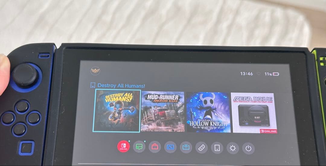 Nintendo Switch 本体 黒/青/緑 ジョイコン付き