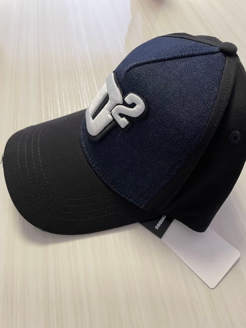Dsquared2 ディースクエアード 新品 神戸阪急店限定キャップ