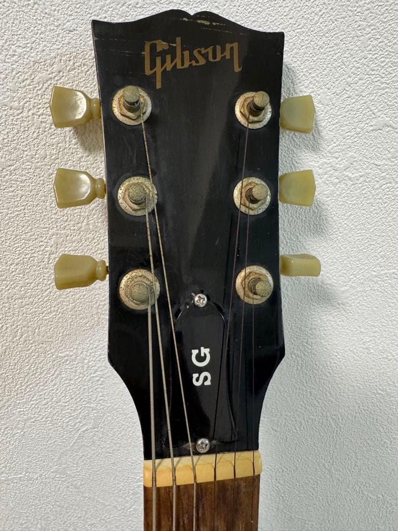 古い物Gibson SG ワインレッド エレキギター