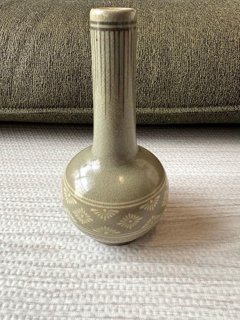高田焼　八代焼　象嵌　一輪挿し　青磁色　約15cm