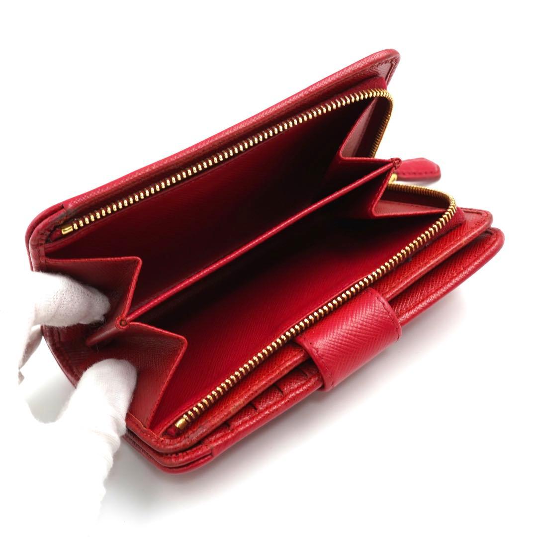 ✨新品未使用✨　PRADA ミニ財布　三角プレート　サフィアーノ　折り財布