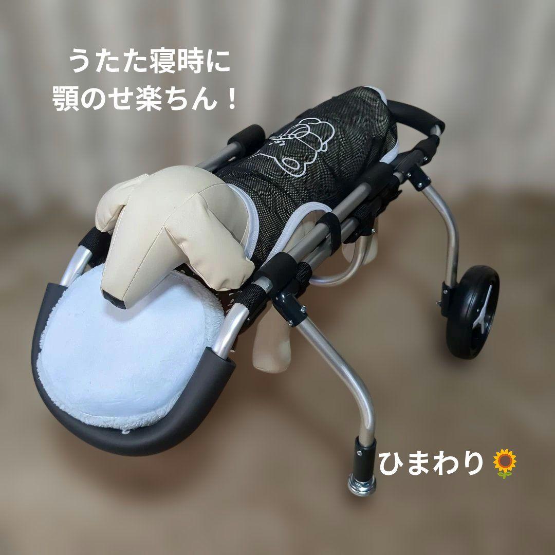 ワンちゃん4輪　リハビリ　食事補助　犬用車椅子　体制維持　犬の歩行器