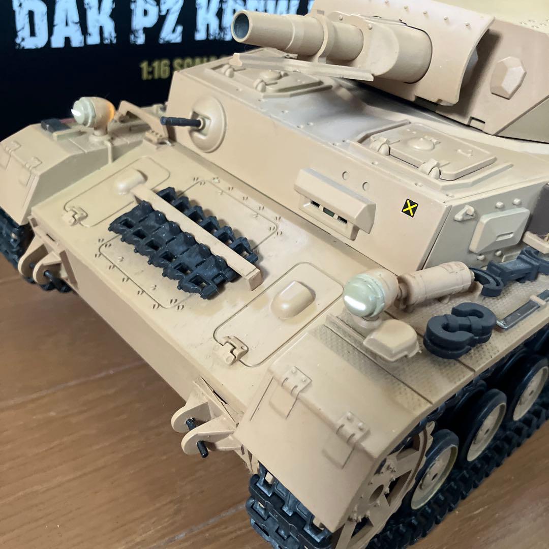 1/16 ヘンロン　ドイツ4号戦車　ラジコン　メタルキャタピラ