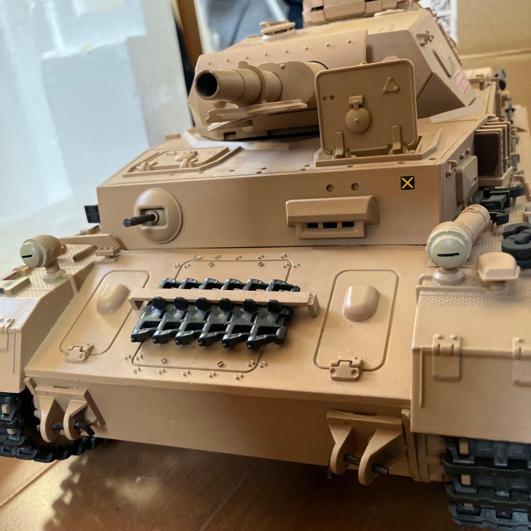 1/16 ヘンロン　ドイツ4号戦車　ラジコン　メタルキャタピラ