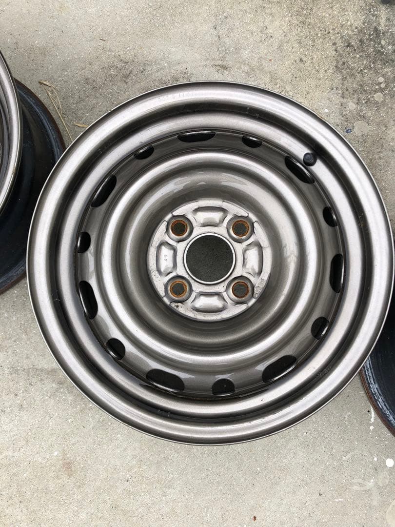 デミオ純正　14インチ　6j＋40