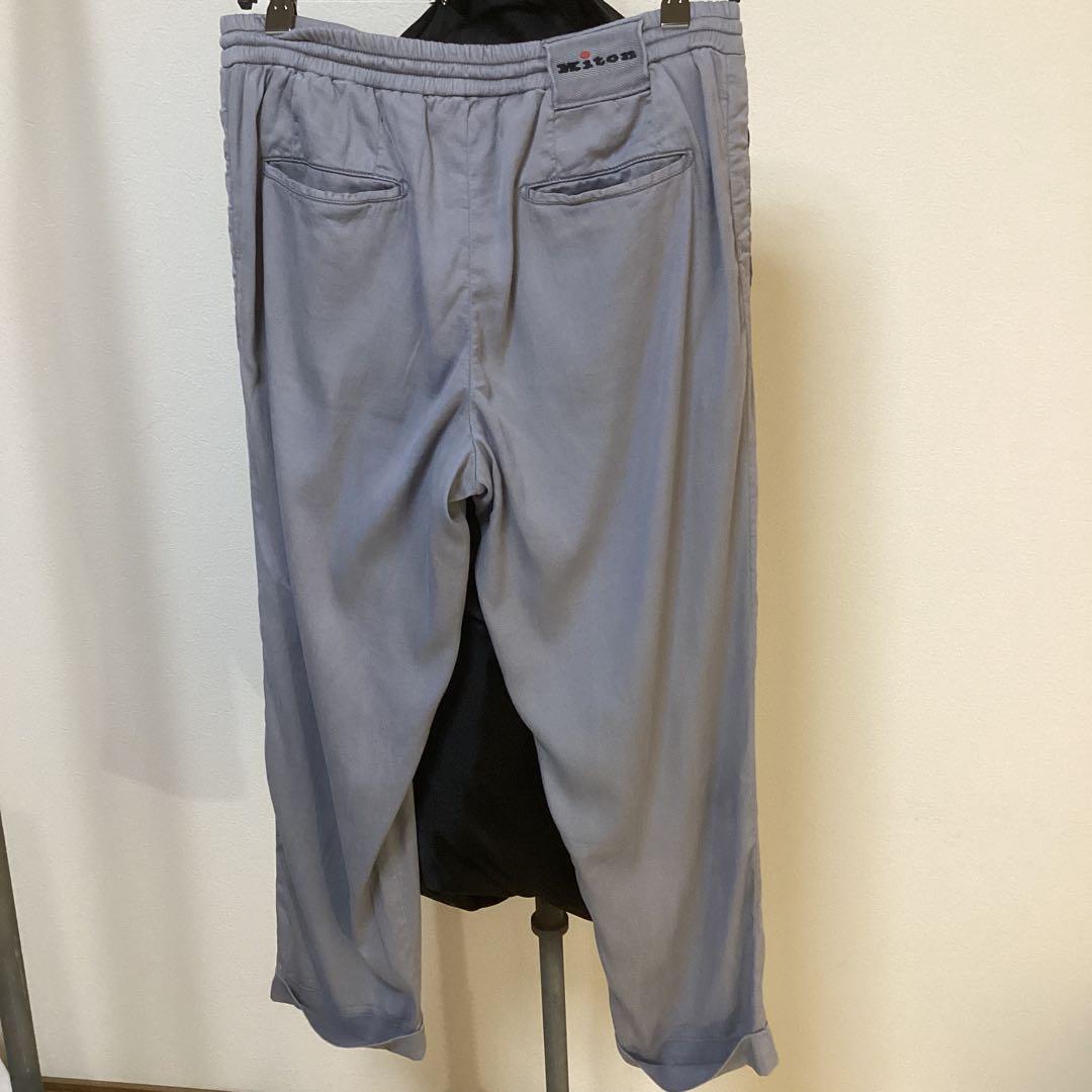 Kiton キートンうすグレー　メンズイージーパンツ