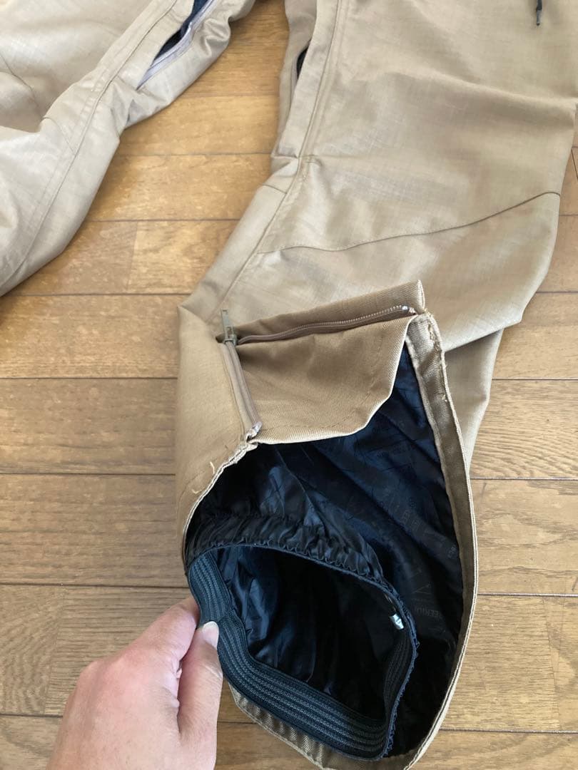 美品！ARBN スノーボードパンツ ベージュ