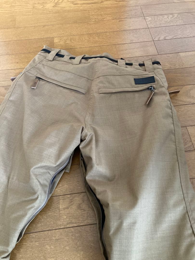 美品！ARBN スノーボードパンツ ベージュ