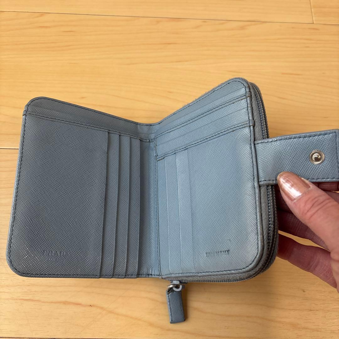 ⭐️プラダ　二つ折り財布