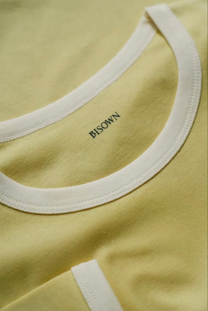 新品・未使用　BISOWN \"Exclusive\" TRIM TEE