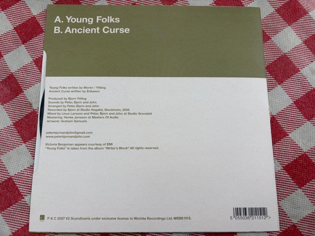 キラーチューン‼️ 超鬼名曲 YOUNG FOLKS 7インチ 口笛ソング