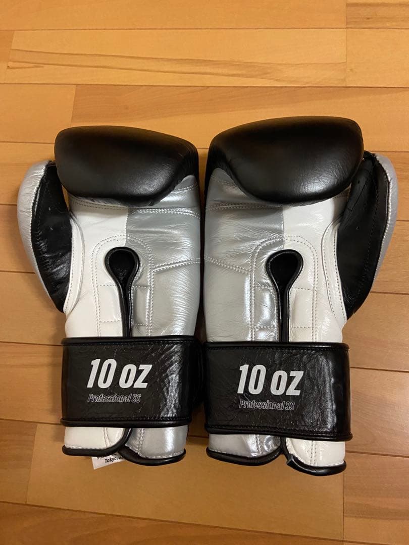 【新品】PRIZE RING 10オンスボクシンググローブ　黒×シルバー本革製
