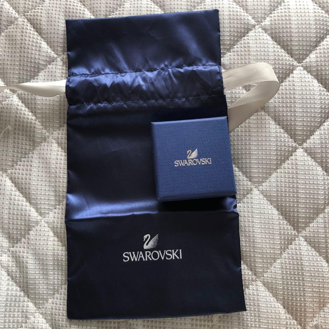 SWAROVSKI ハートストラップ