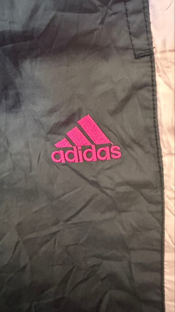 adidas リメイク　トラックパンツ　ワイド