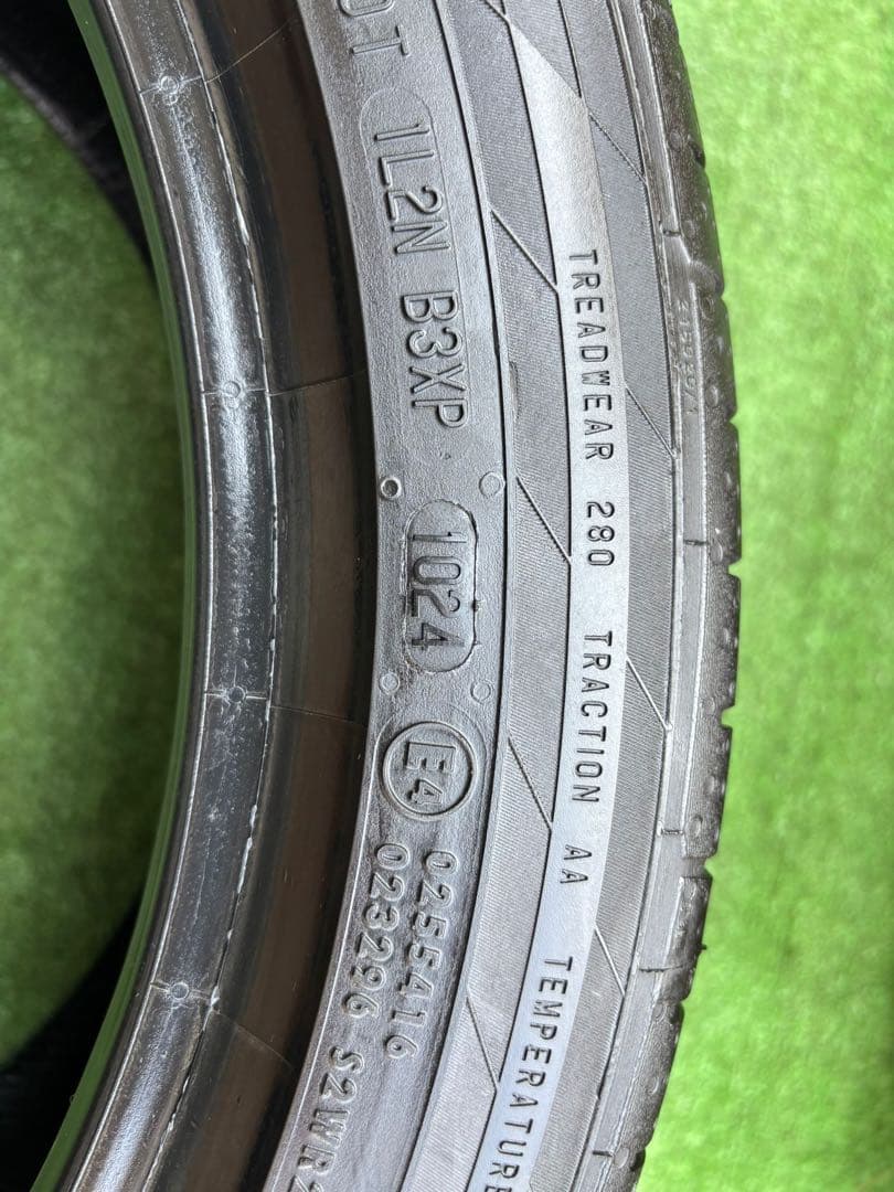 Continental 255/40R18 2024年製 南アフリカ産2本セット