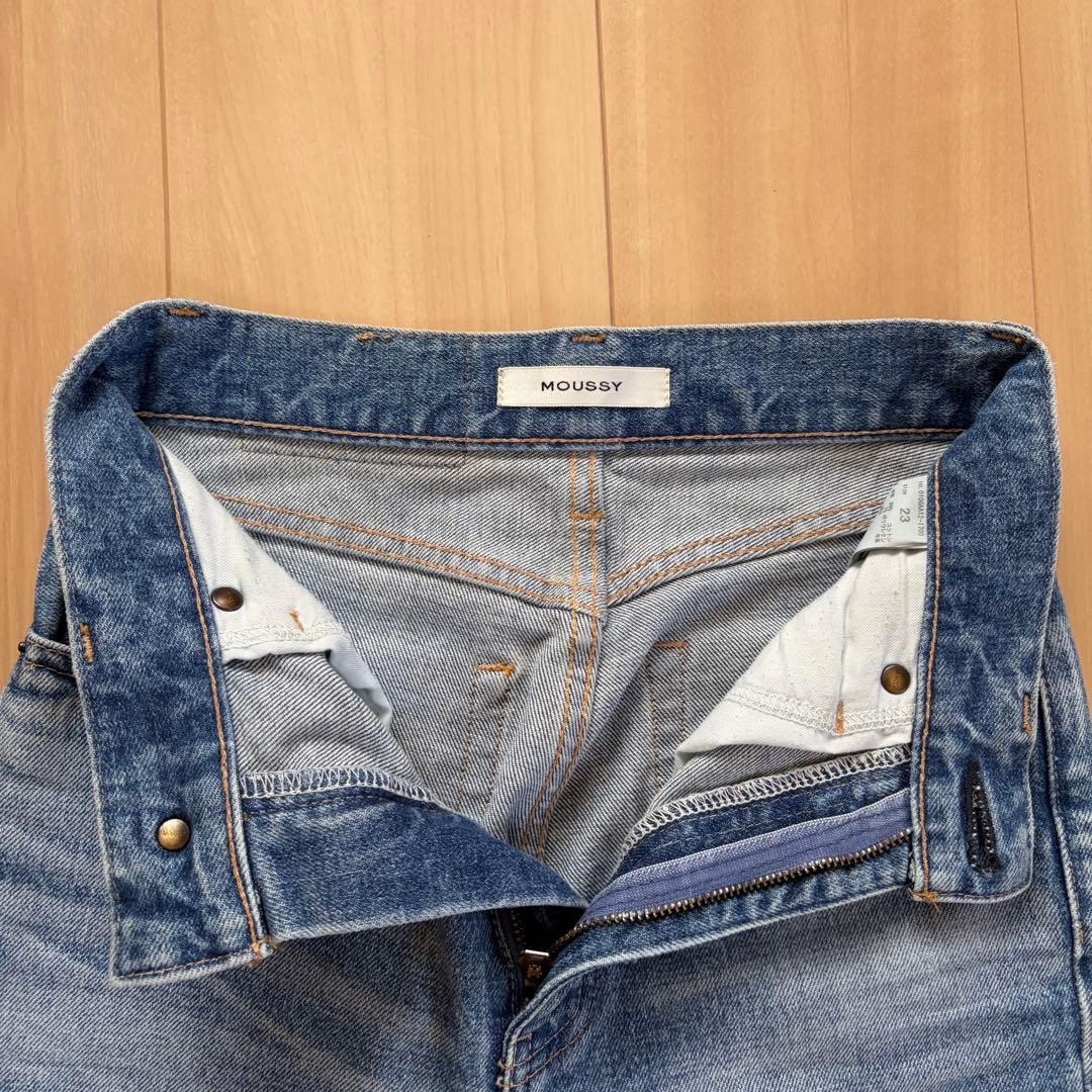 パンツ moussy MVS FLARE 23inch BLU