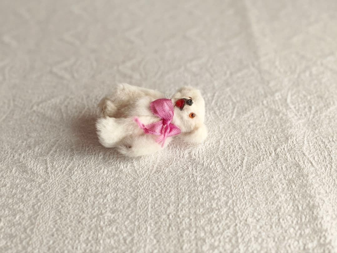 * vintage bear ❀ * もふもふ ピンクリボンの 白クマさん