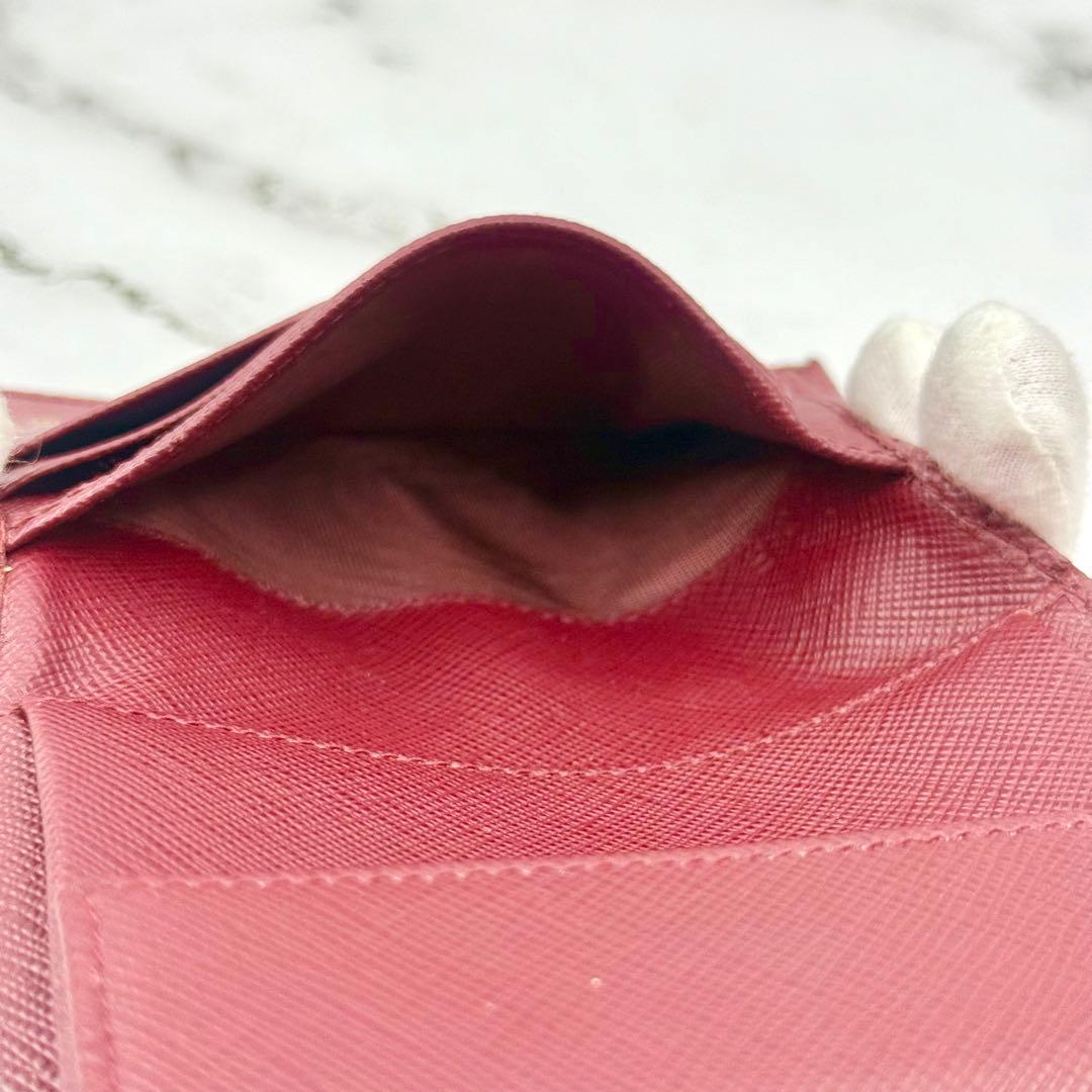 PRADA プラダ 三つ折り財布 サフィアーノ メタル レッド 長財布