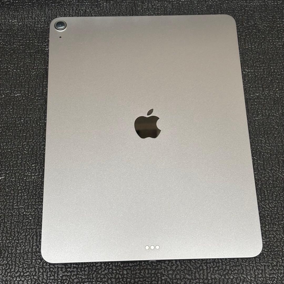 【極美品】iPad Air 13インチ　第7世代256GB M3チップ搭載モデル