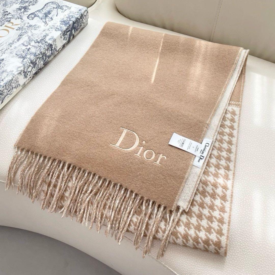 Dior ベージュ ハウンドトゥース マフラー