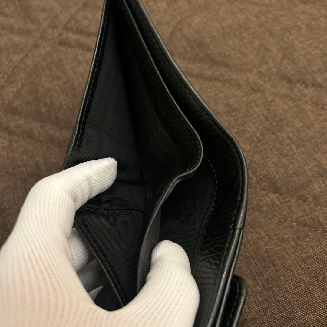 【良品】Gucci ブラックレザー 二つ折り財布