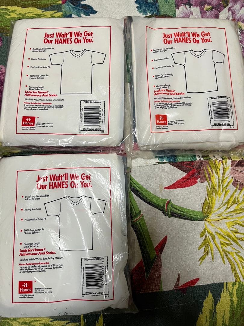 Hanes Vネック・クルーネックTシャツ3枚セット　　8個　デットストック