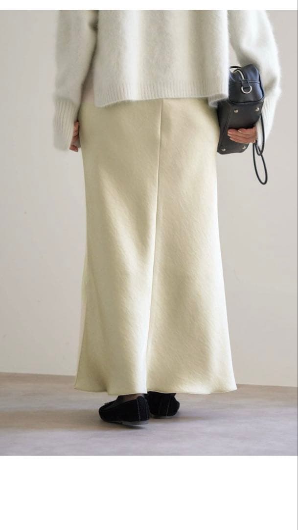 イエナ　ダブルサテンスカート 25年 現行品　ゴールド 34 IENA