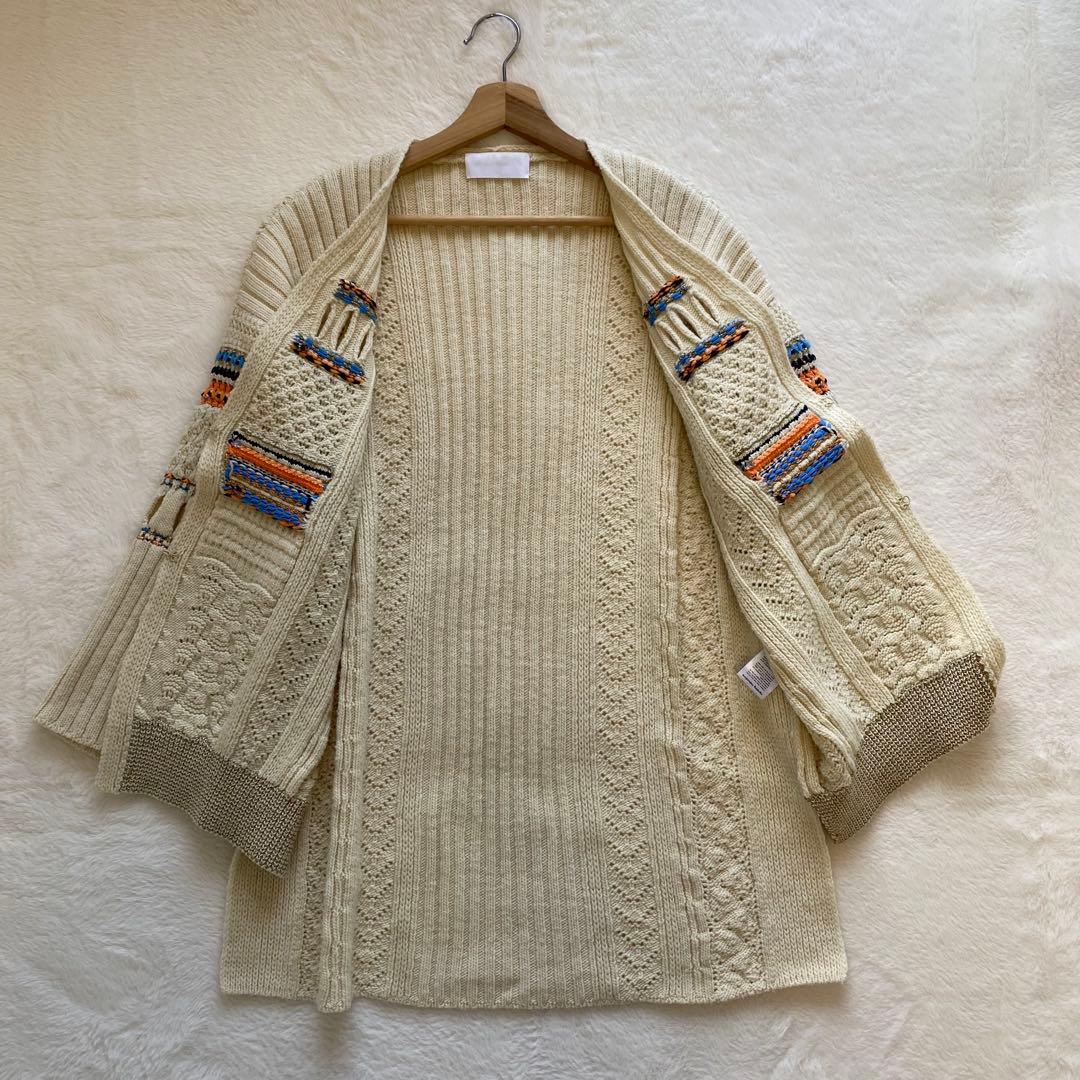 マメクロゴウチ ケーブルニット カーディガン　 オーバーサイズ 刺繍 幾何学柄