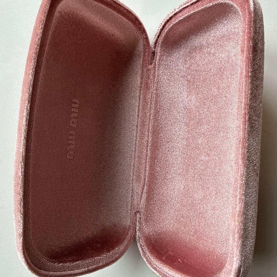 ミュウミュウ　MIUMIU サングラス