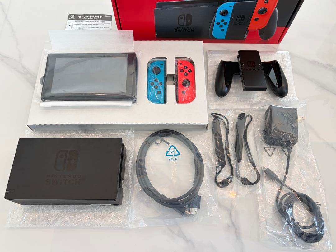 【新型箱付き】ニンテンドースイッチ　本体　付属品完備　ネオンカラー　付属品完備