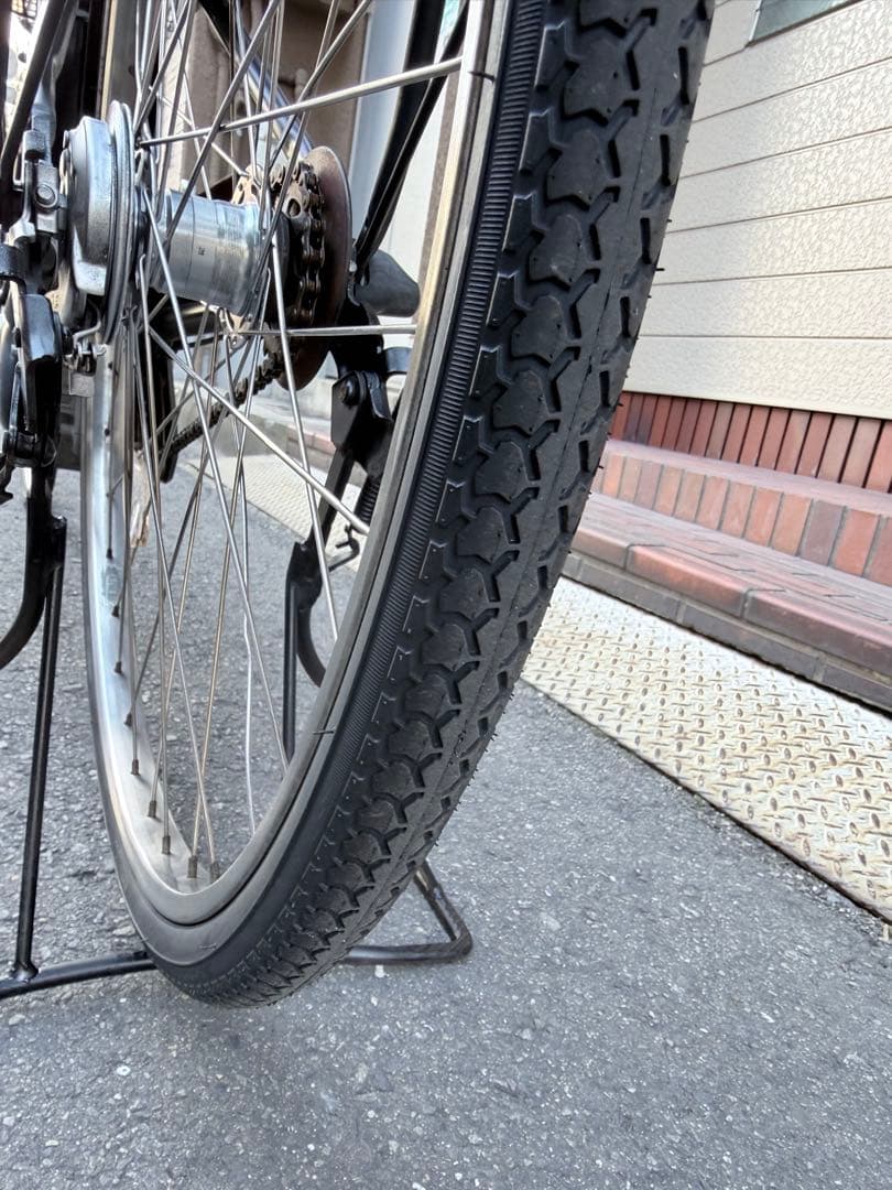 大阪府　ブリヂストン　電動アシスト自転車 シティタイプ 黒 バスケット付き