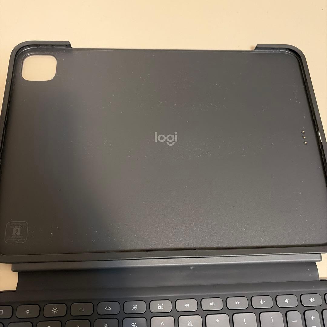 Logitech combo touch iPad 11インチ(M4)