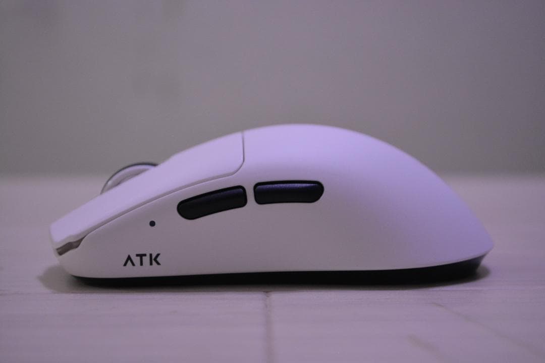 ATK Blazing Sky F1 ULTRA White 8Kドングル同梱