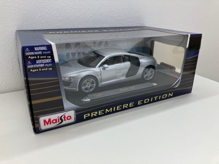 【アウディ RS8】1/18 マイスト ミニカー箱付