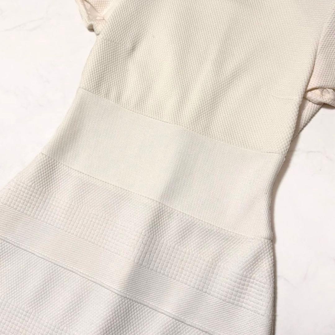 美品 ✨ヒューゴボス　ワンピ―ス　美シルエット　白　40