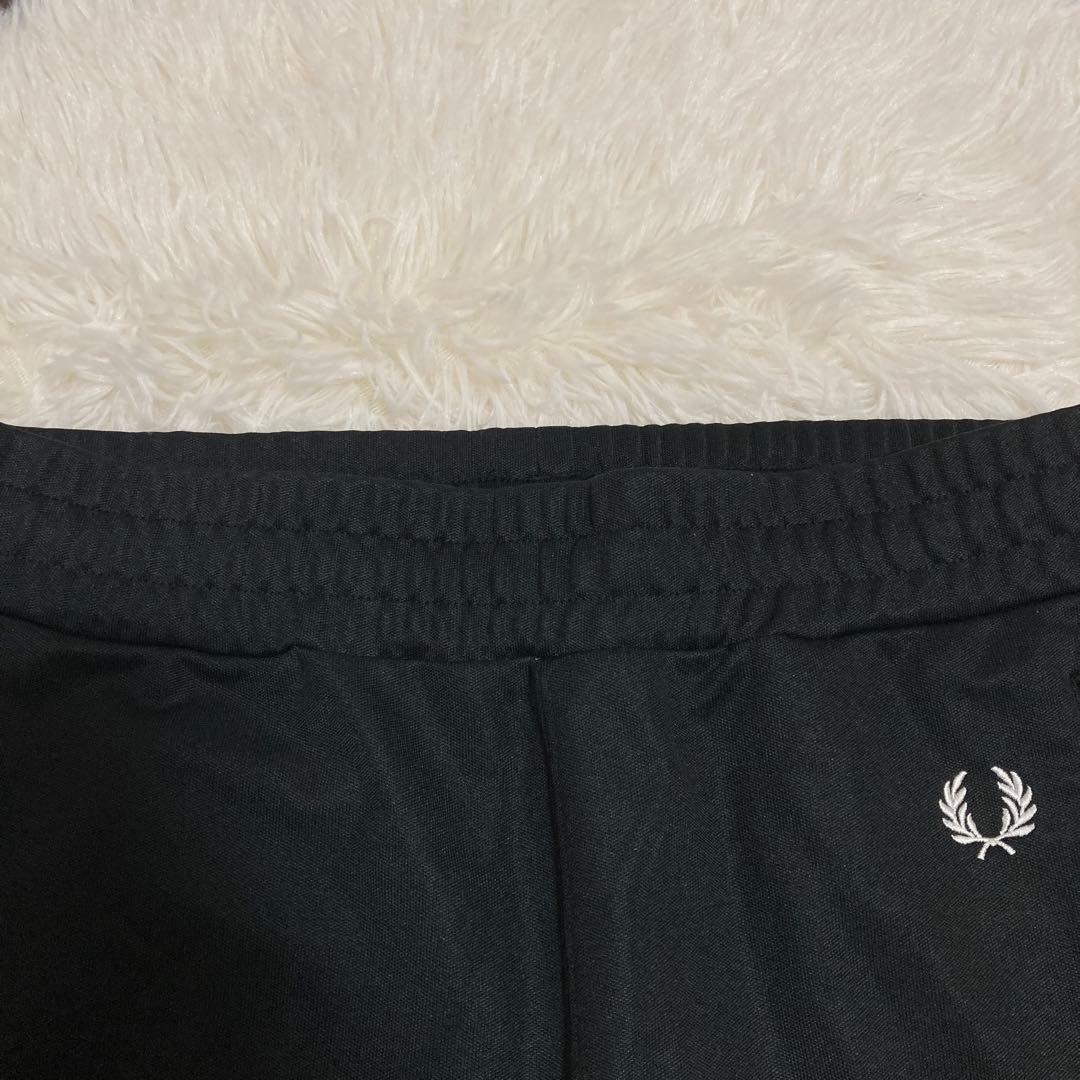 FRED PERRY トラックパンツ ブラック M スポーツ