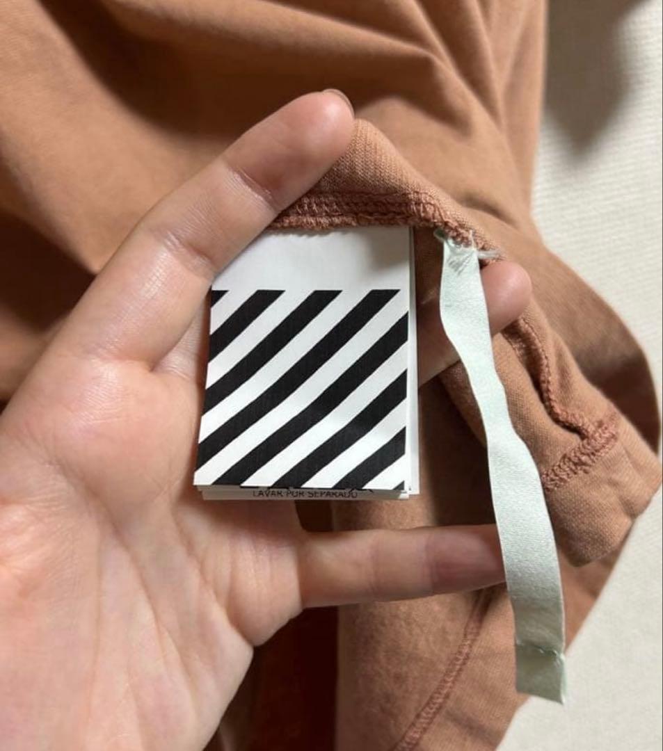 OFF-WHITE オフホワイト　ロゴ　クロスアロー　tシャツ