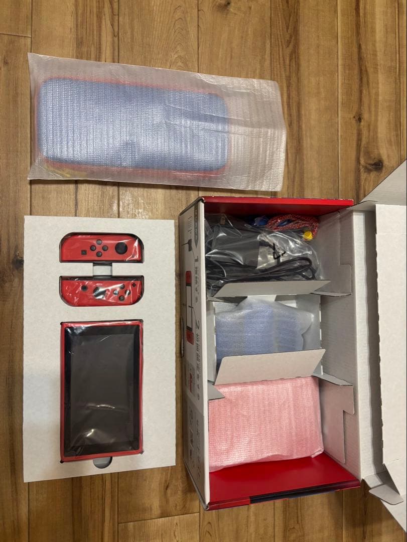 【美品】Nintendo Switch 本体 マリオレッド×ブルーセット